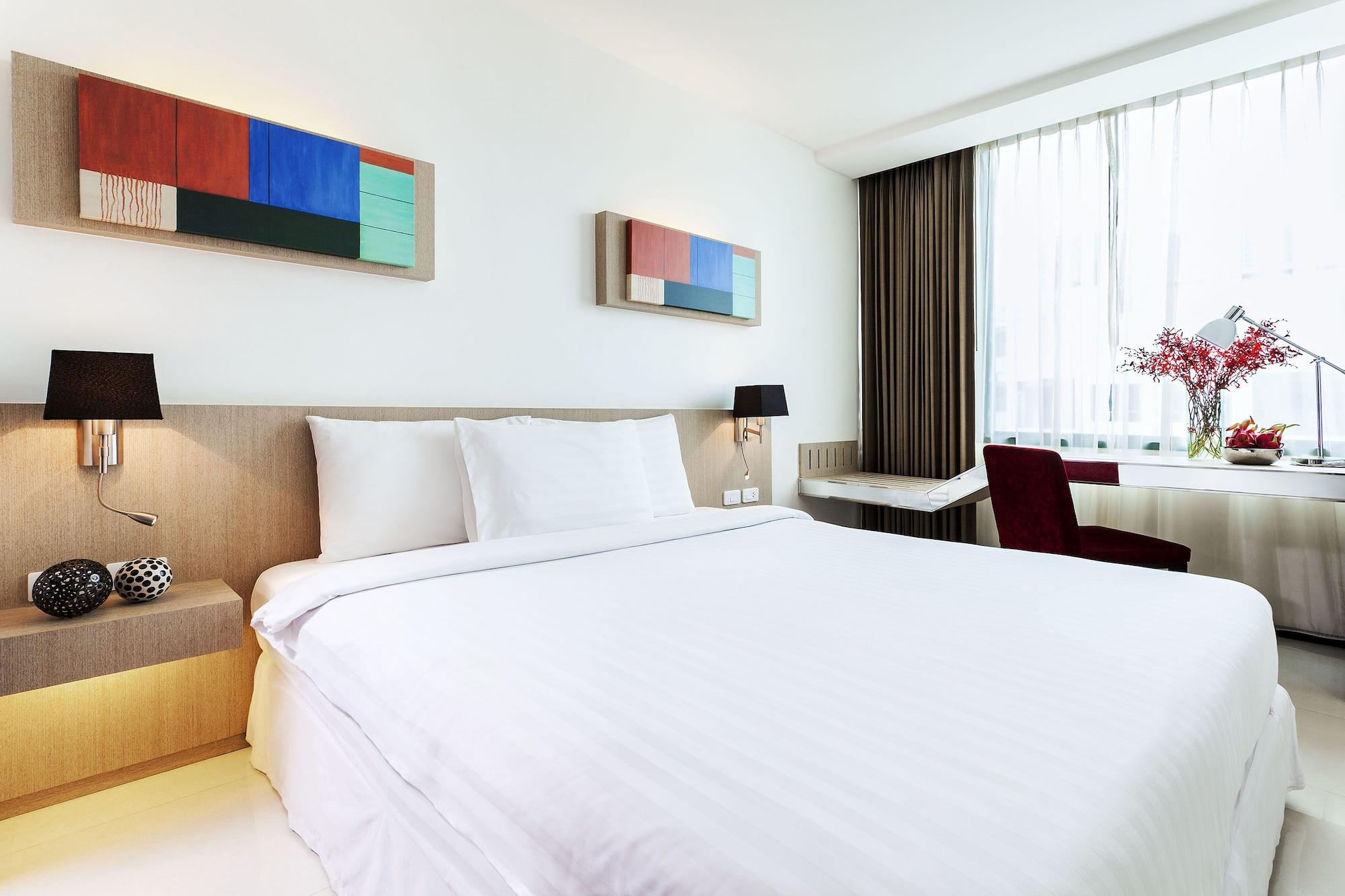 Vic 3 Bangkok Hotel Buitenkant foto